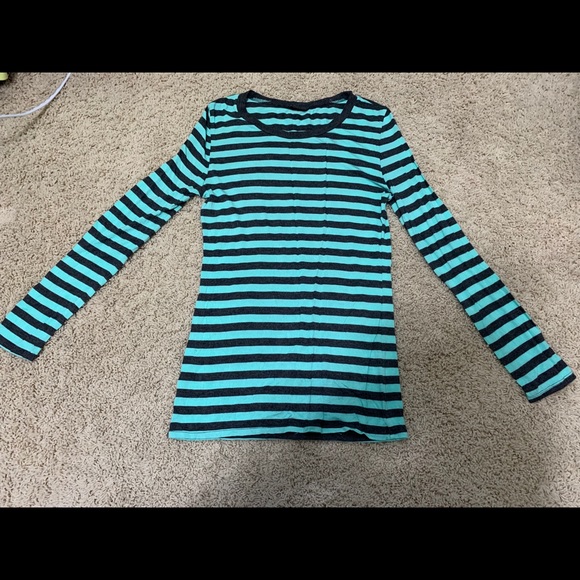 Teal and black long sleeve - Picture 1 of 2
